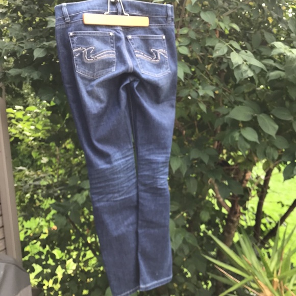 WHBM Noir Slim Ankle Distressed Straight leg Jean - Picture 4 of 12